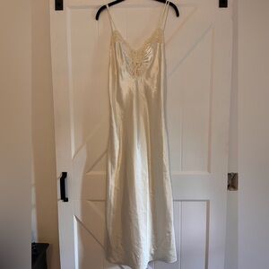 Vintage VS Nightgown